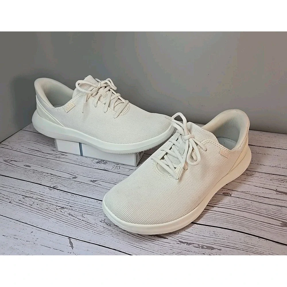 Kizik Madrid Eco Knit Mens 10.5 White‎ Cream Shoes Athletic Running Walking
